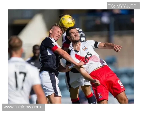 拉茨与邓迪FC激战正酣谁能在这场较量中脱颖而出